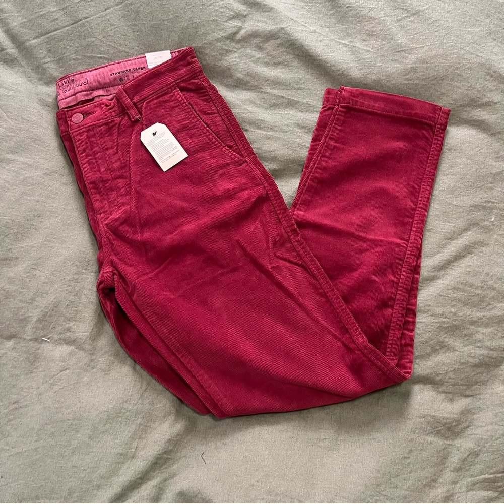 NWT Levi’s XX chino standard taper fit corduroy pants, men’s 31W 32L, Syrah